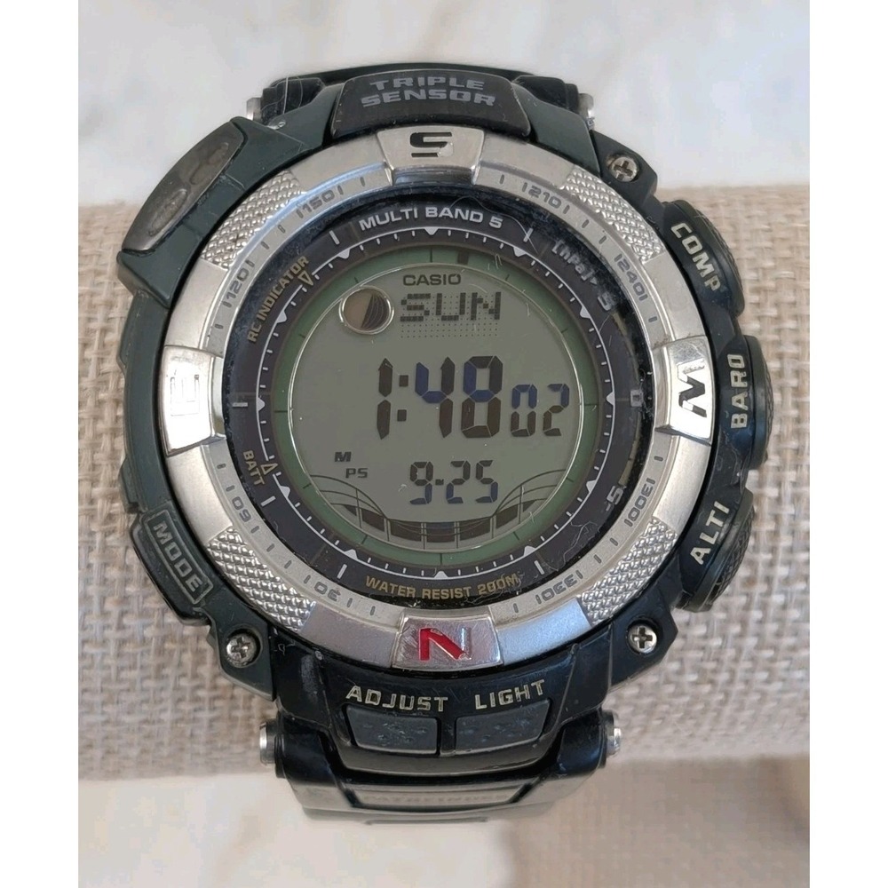 Casio Pathfinder PAW-1500 3134 Tough Solar Triple Sensor Atomic Watch Working